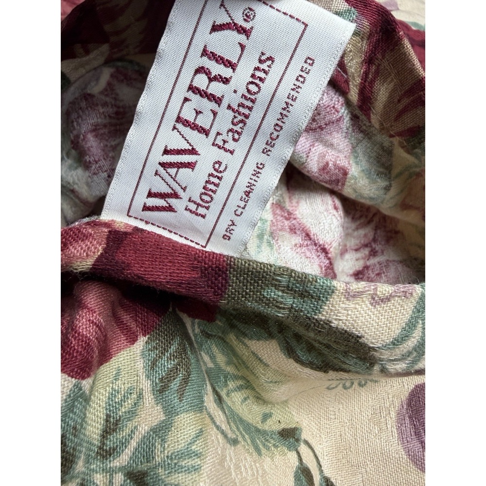 2 Waverly Red NORFOLK ROSE Ruffle Pillow Sham ~ Standard ~ 1 Pillow - Picture 4 of 5